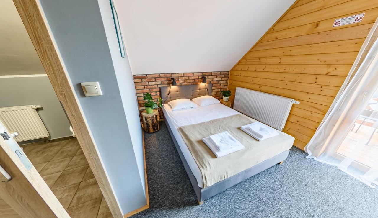 Hotel Czerwone Korale Cielimowo Экстерьер фото